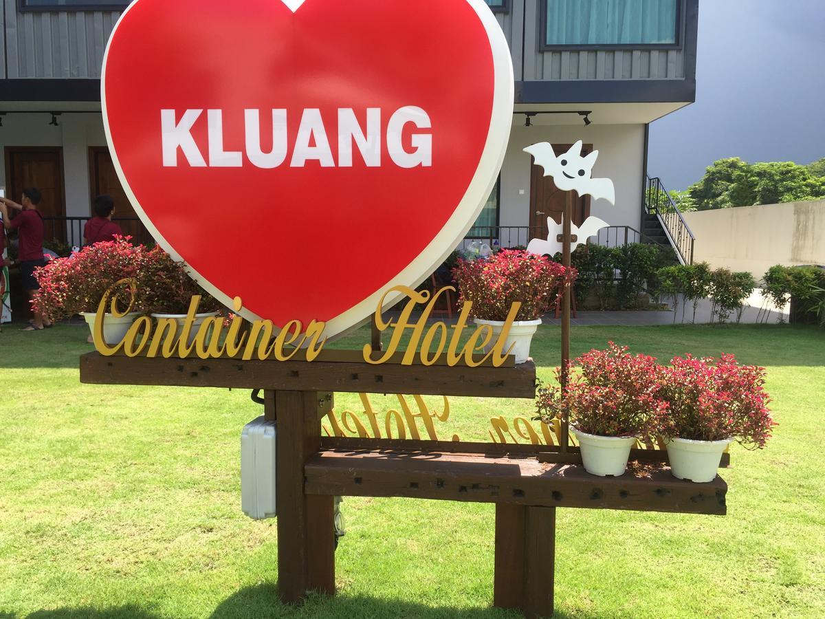 Kluang Container Swimming Pool Hotel Ngoại thất bức ảnh